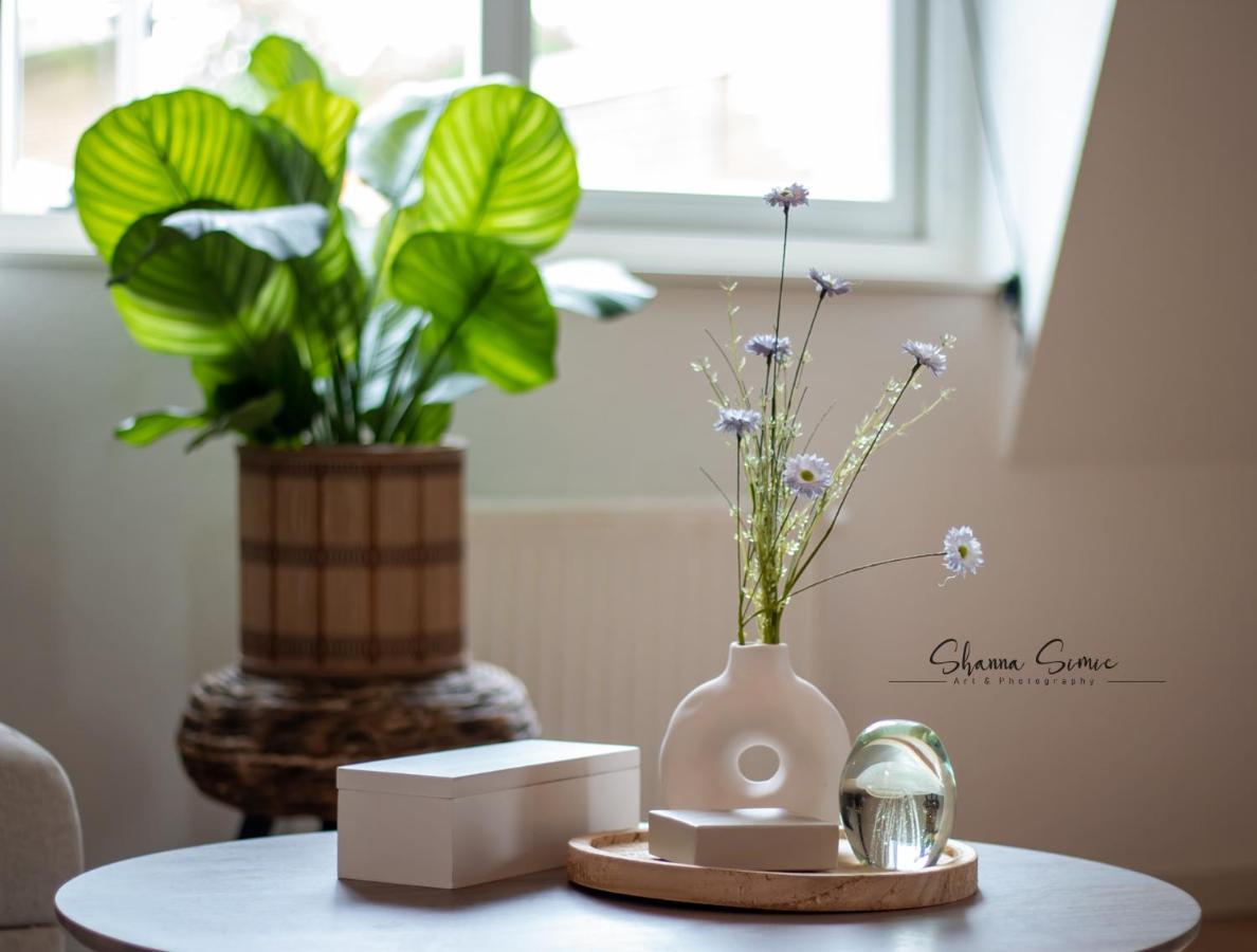 Aparthotel De Koning By Urban Home Stay Alkmaar Bagian luar foto