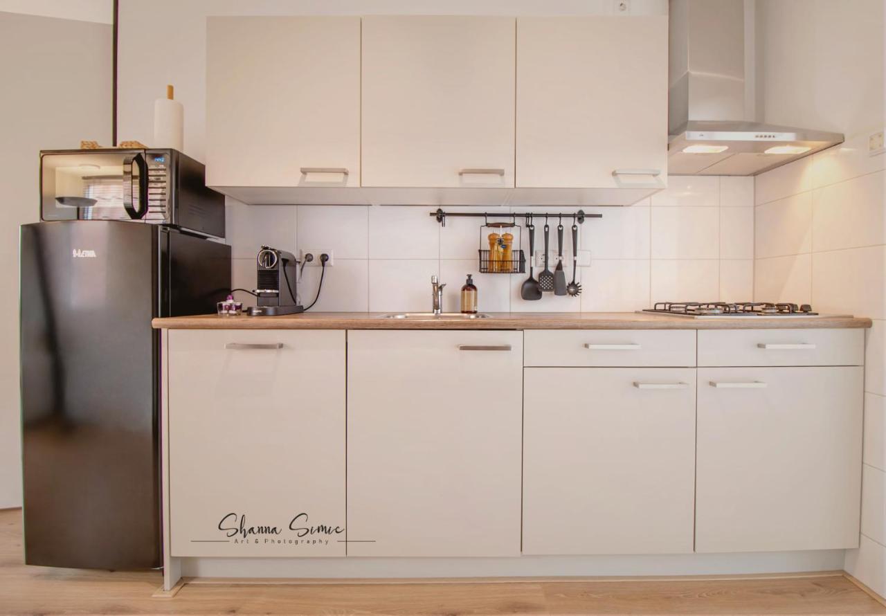 Aparthotel De Koning By Urban Home Stay Alkmaar Bagian luar foto