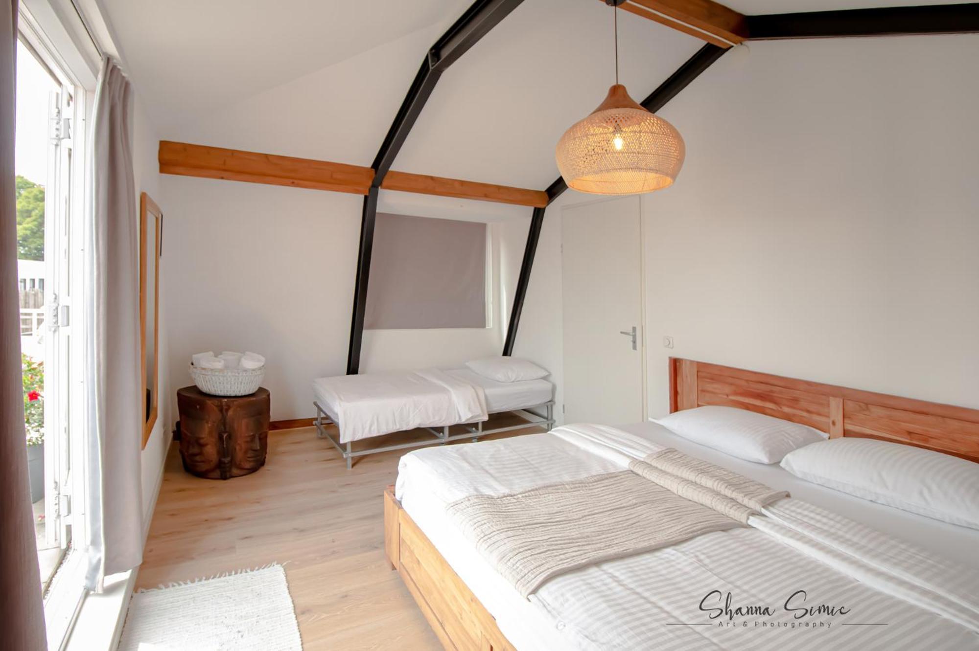 Aparthotel De Koning By Urban Home Stay Alkmaar Bagian luar foto